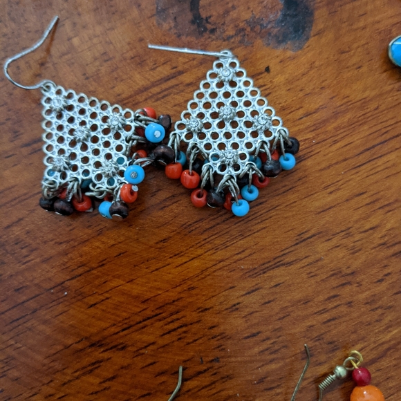 Combo of ear rings - Picture 15 of 16